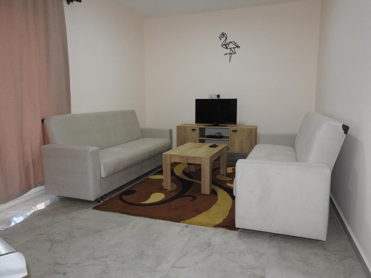 Alp Apartment ฟามากุสต้า ภายนอก รูปภาพ